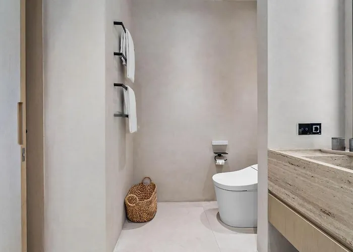 Rumah Ardjuno - 3br Quiet Luxury Hillside Retreat With Ocean & Mountain View 別荘 *